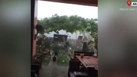 VIDEO Uraganele sunt împinse către Europa și aduc furtuni violente. România a trecut printr-o rundă de vijelii